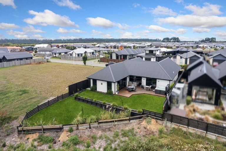 Photo of property in 55 Te Hurunui Drive, Pegasus, 7612