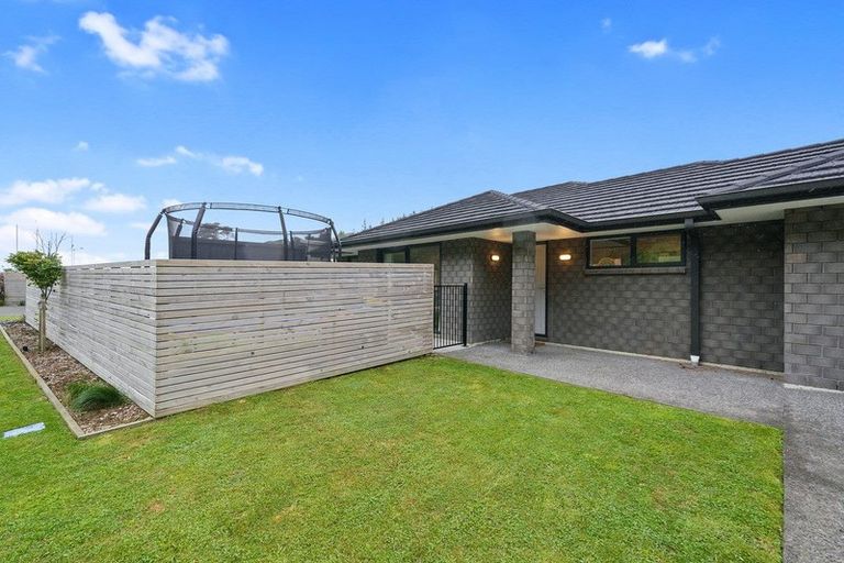Photo of property in 9 Tradewinds Drive, Whitby, Porirua, 5024