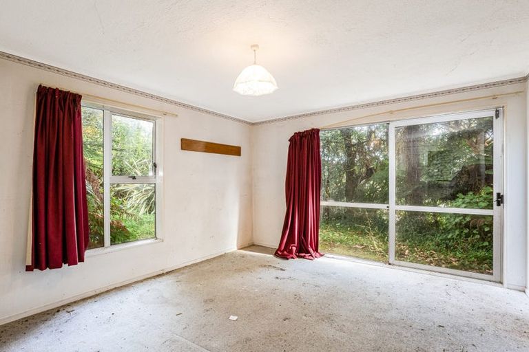 Photo of property in 214a Waddington Drive, Naenae, Lower Hutt, 5011