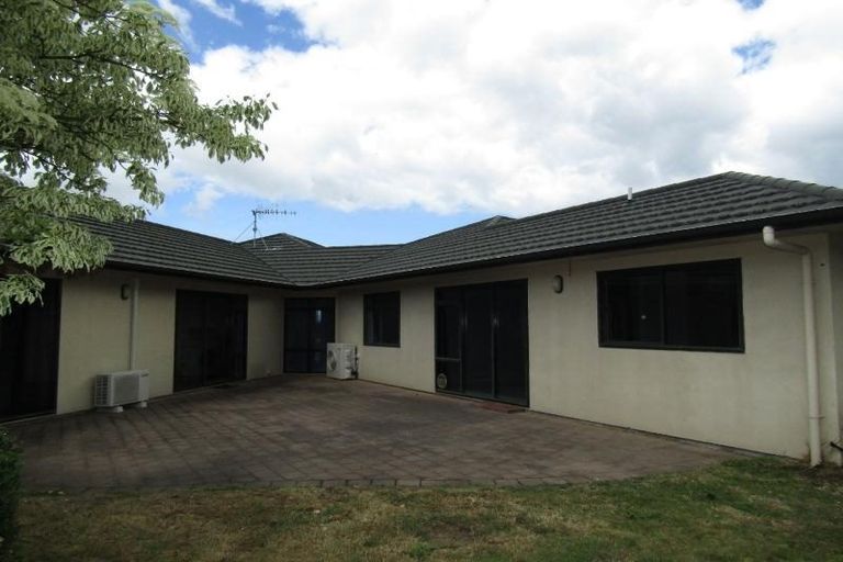 Photo of property in 17 Robinson Terrace, Rangatira Park, Taupo, 3330