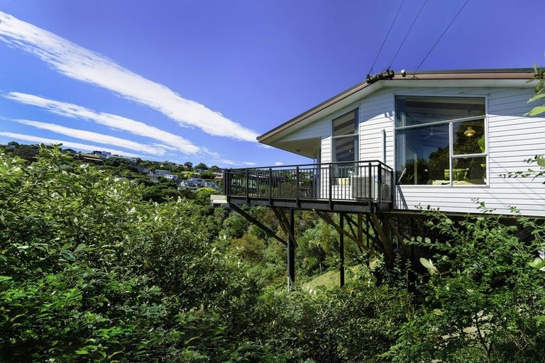 Photo of property in 107 Mount Pleasant Road, Mount Pleasant, Christchurch, 8081