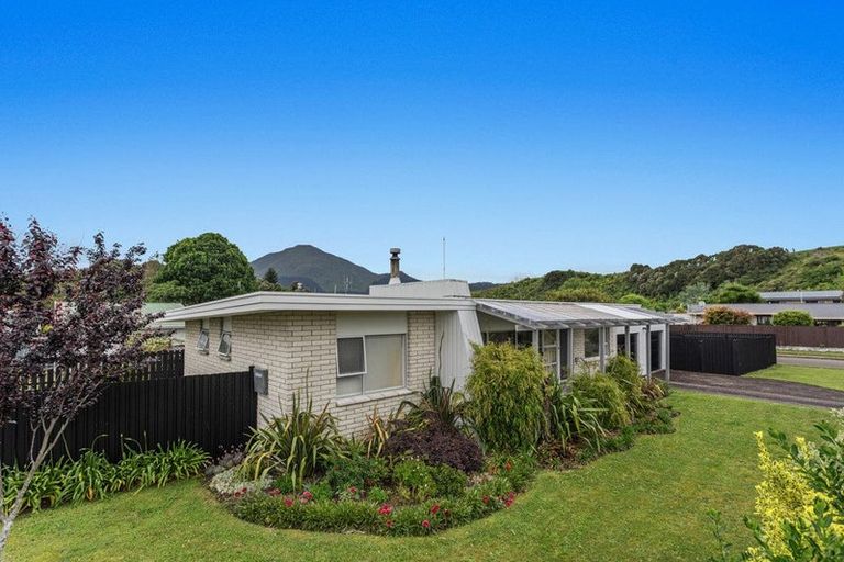 Photo of property in 22 Kirk Crescent, Kawerau, 3127