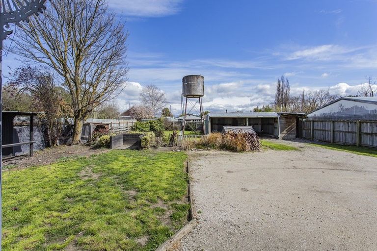 Photo of property in 24 Wilkin Street, Rotherham, 7379