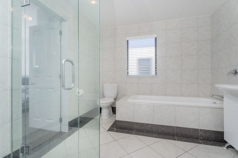 Photo of property in 5c Victoria Street, Mosgiel, 9024