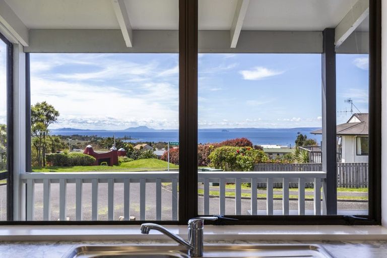 Photo of property in 9 Mohi Street, Omori, Turangi, 3381