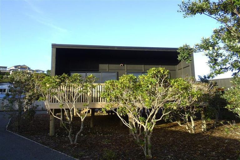 Photo of property in 9a-e Moulton Street, Moturoa, New Plymouth, 4310