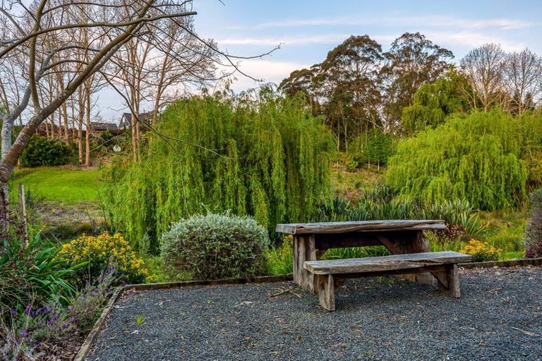 Photo of property in 25 Sunnyside Road, Coatesville, Albany, 0793