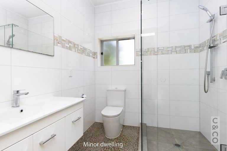 Photo of property in 69a Waikoukou Valley Road, Waimauku, 0882