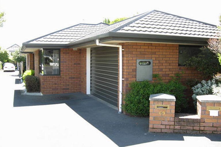 Photo of property in 69 Wellington Street, Nelson South, Nelson, 7010