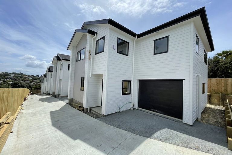 Photo of property in 133c Arran Road, Browns Bay, Auckland, 0630