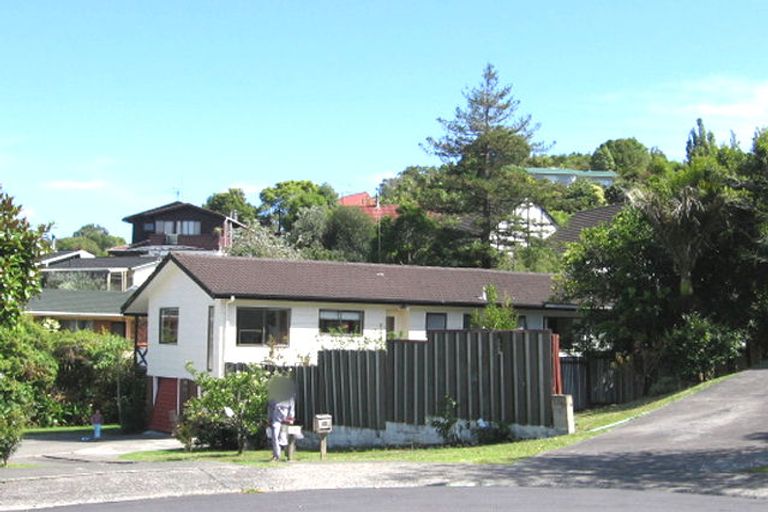 Photo of property in 1/21 Capricorn Place, Browns Bay, Auckland, 0630