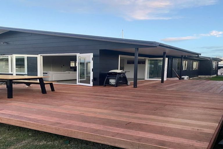 Photo of property in 811 Riverslea Road South, Akina, Hastings, 4122