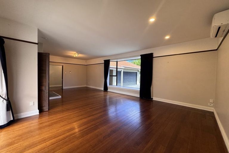 Photo of property in 30 Hamilton Avenue, Ilam, Christchurch, 8041