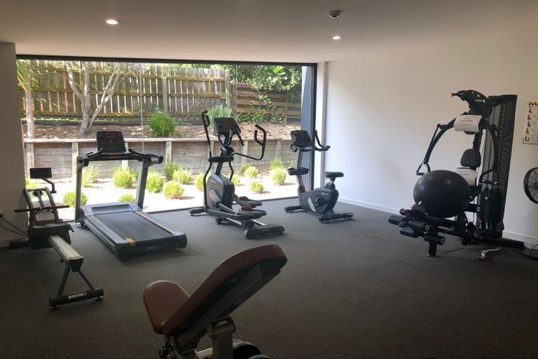 Photo of property in 2-06/424 Maunganui Road, Mount Maunganui, 3116