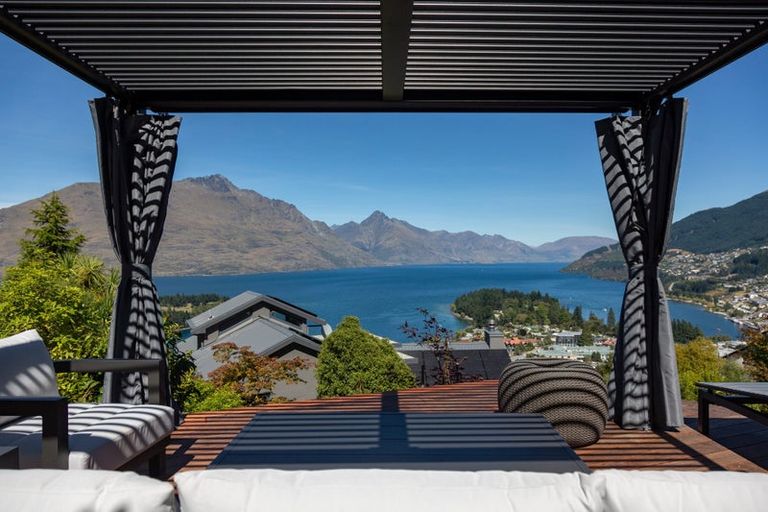 Photo of property in 38 Edinburgh Drive, Queenstown, 9300