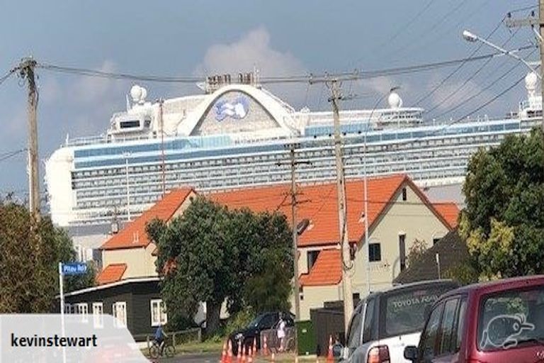 Photo of property in 4/364 Maunganui Road, Mount Maunganui, 3116