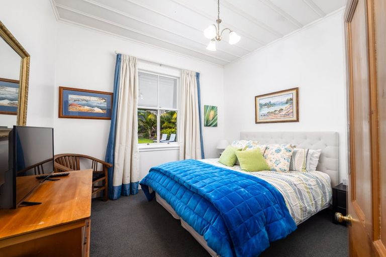 Photo of property in 5 Beresford Street, Russell, 0202