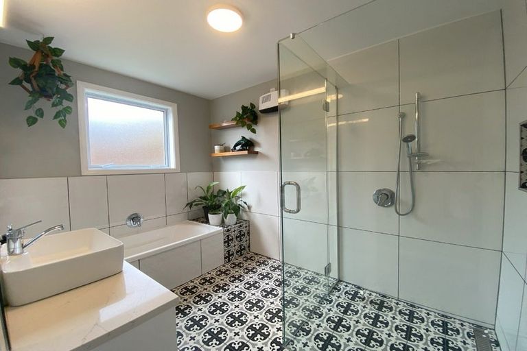 Photo of property in 10 Surrey Street, Picton, 7220