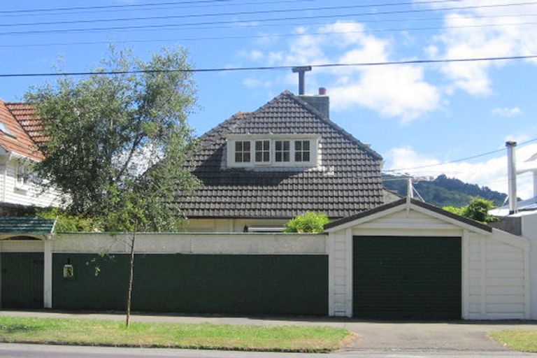 Photo of property in 74 Upland Road, Kelburn, Wellington, 6012