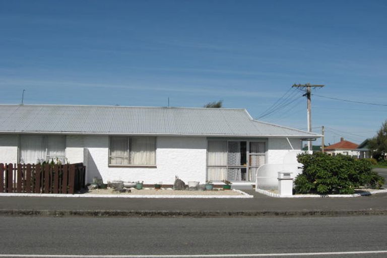 Photo of property in 2/120 Cass Street, Ashburton, 7700