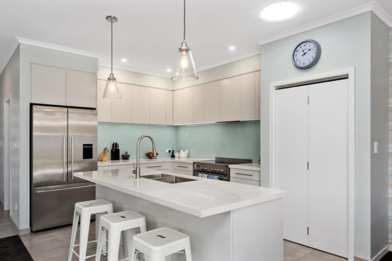 Photo of property in 111 Penetaka Heights, Pyes Pa, Tauranga, 3112