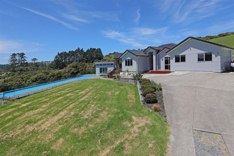 Photo of property in 28d Tram Valley Road, Swanson, Auckland, 0614