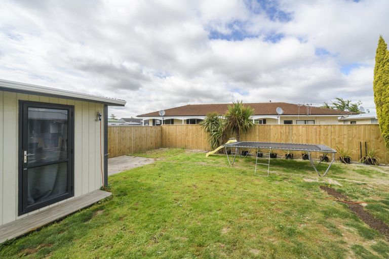 Photo of property in 28 Branigan Parade, Kelvin Grove, Palmerston North, 4414