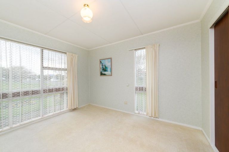 Photo of property in 1 Wharite Place, Awapuni, Palmerston North, 4412