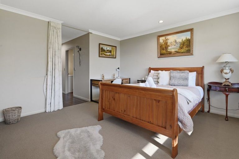Photo of property in 2 Parnwell Place, Ohauiti, Tauranga, 3112