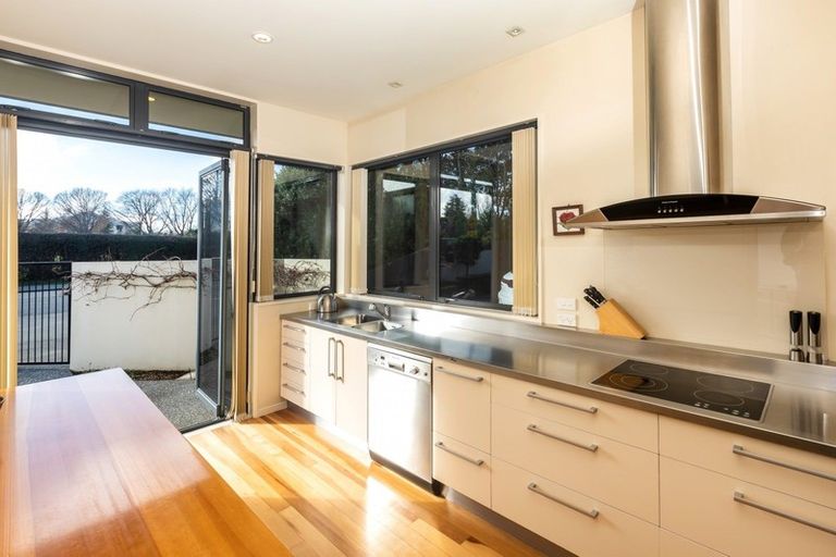 Photo of property in 51 Kirkwood Avenue, Upper Riccarton, Christchurch, 8041