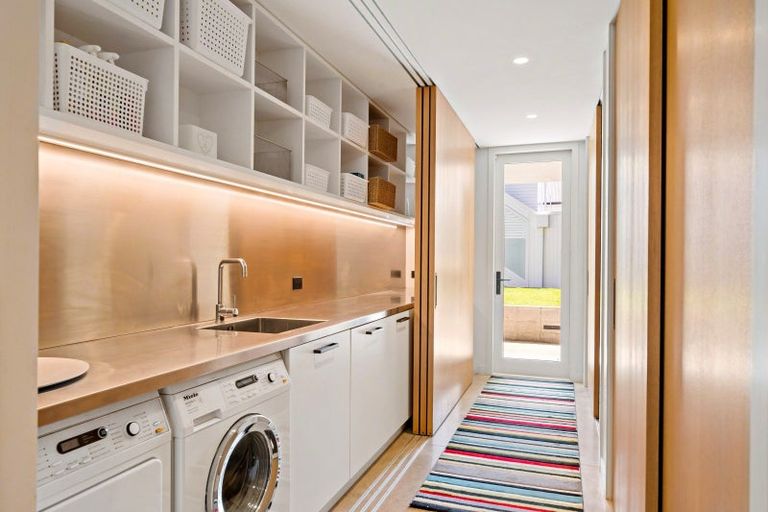 Photo of property in 215 Jervois Road, Herne Bay, Auckland, 1011