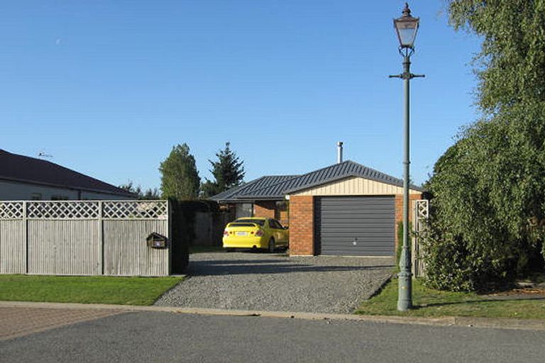 Photo of property in 6 Craigieburn Street, Darfield, 7510