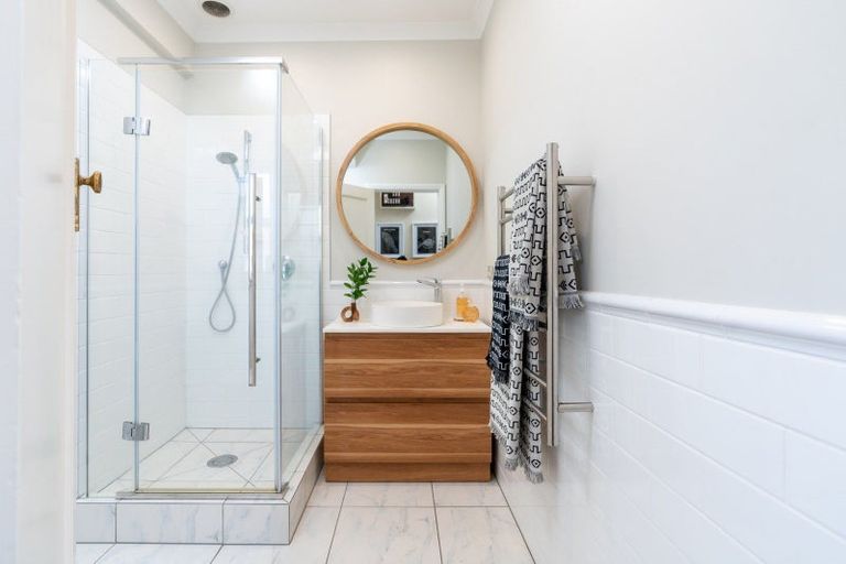 Photo of property in 3/7 Stowe Hill, Thorndon, Wellington, 6011