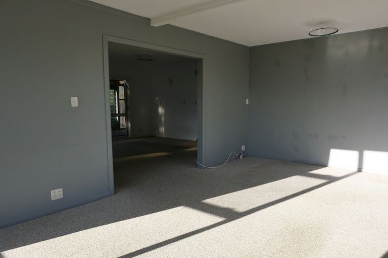 Photo of property in 27 Moana Street, Otaki Beach, Otaki, 5512