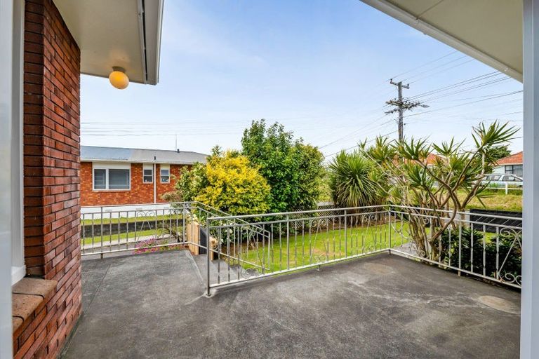 Photo of property in 116 Frankley Road, Frankleigh Park, New Plymouth, 4310