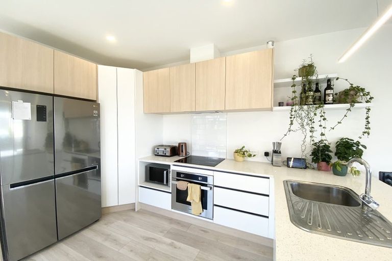 Photo of property in 2 Heri Lane, Westgate, Auckland, 0814