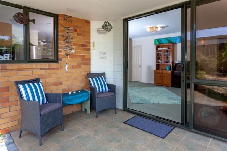 Photo of property in 105 The Drive, Whangamata, 3620