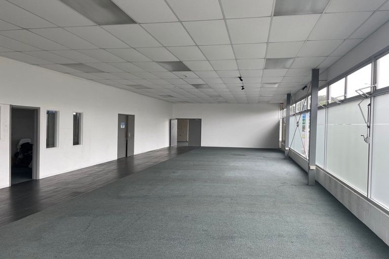 Photo of property in 37 Hobson Street, New Plymouth, 4312