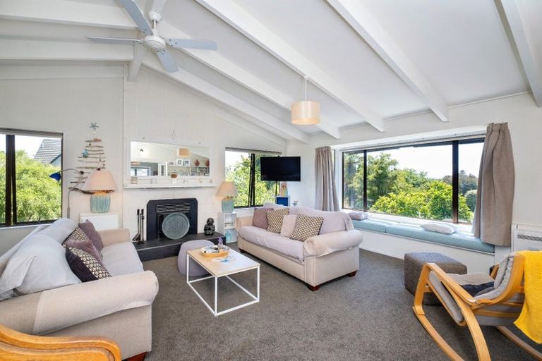 Photo of property in 53 Iona Road, Havelock North, 4130