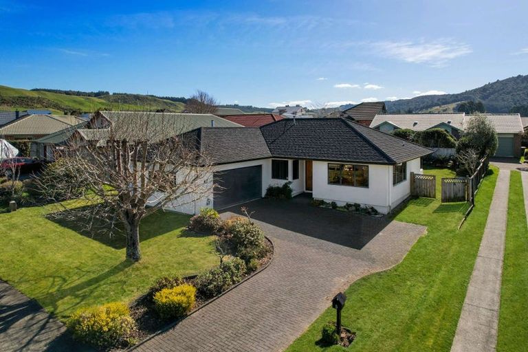 Photo of property in 5 Hoyte Place, Pukehangi, Rotorua, 3015