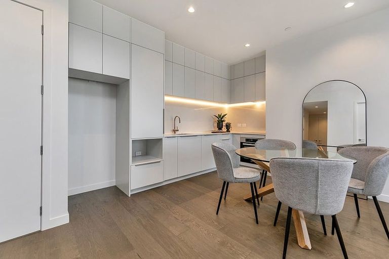 Photo of property in 16a Woven Place, Karaka, Papakura, 2113