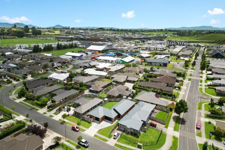 Photo of property in 4 Piwakawaka Court, Rototuna North, Hamilton, 3210