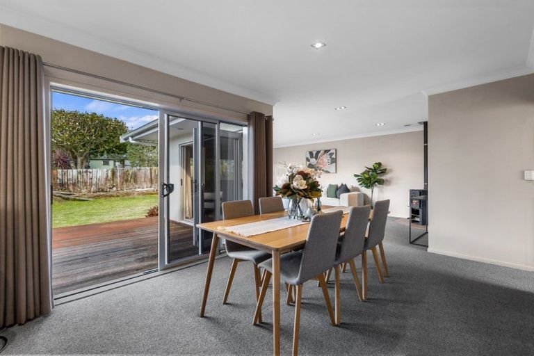 Photo of property in 28 Andrew Place, Otumoetai, Tauranga, 3110