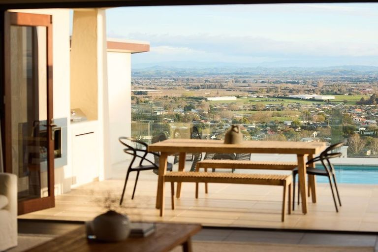 Photo of property in 151 Durham Drive, Havelock North, 4130