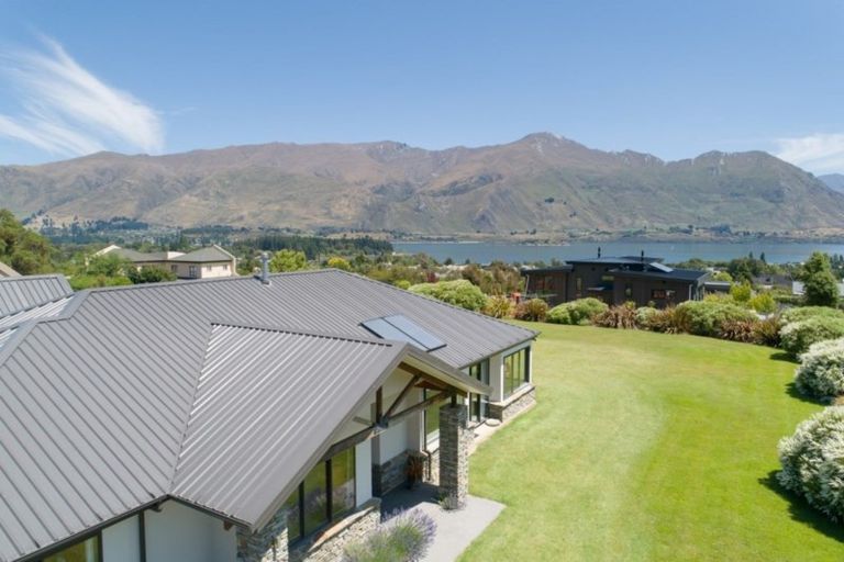 Photo of property in 67 Rata Street, Wanaka, 9305