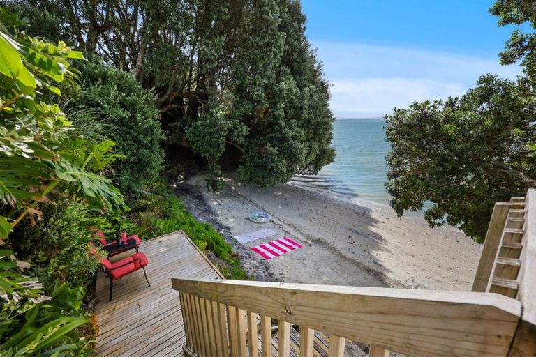 Photo of property in 49 Torkar Road, Clarks Beach, 2122