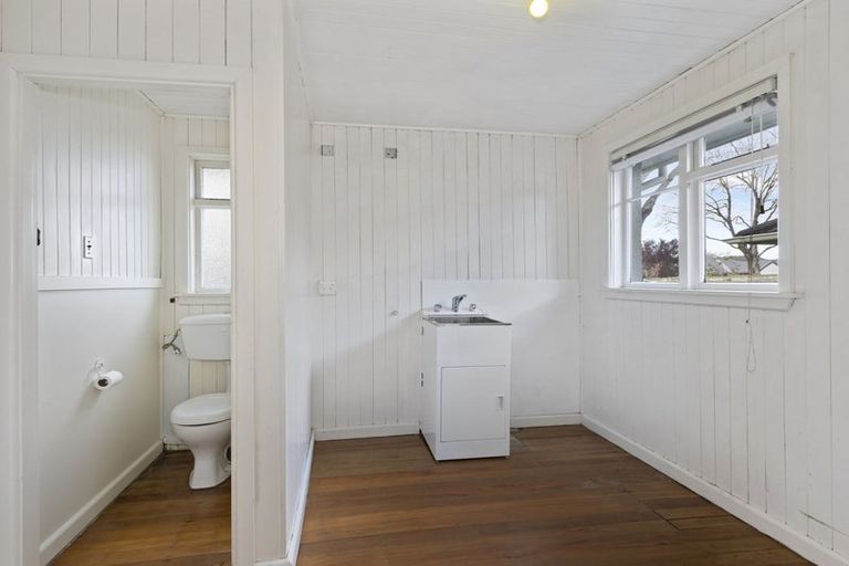 Photo of property in 145 Langdons Road, Northcote, Christchurch, 8052