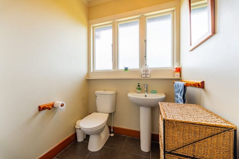 Photo of property in 8 Arowhenua Station Road, Kerrytown, Timaru, 7973