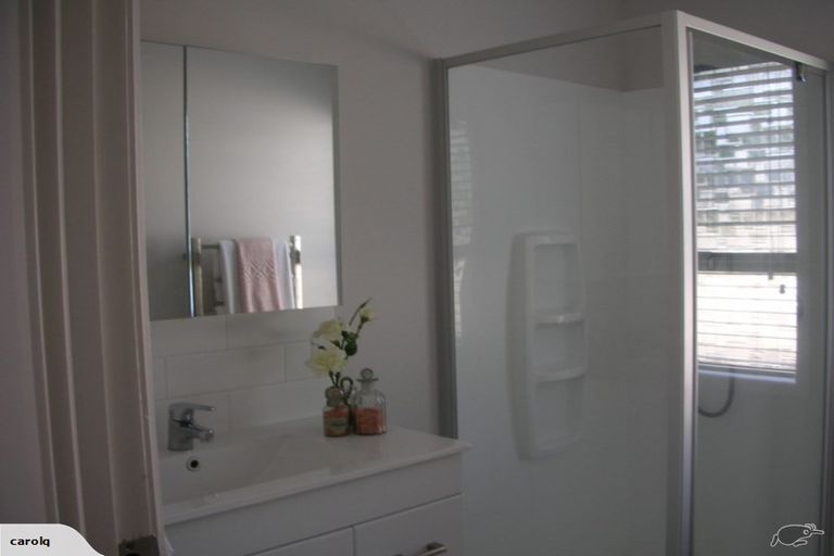 Photo of property in 2/123 Prince Regent Drive, Half Moon Bay, Auckland, 2012