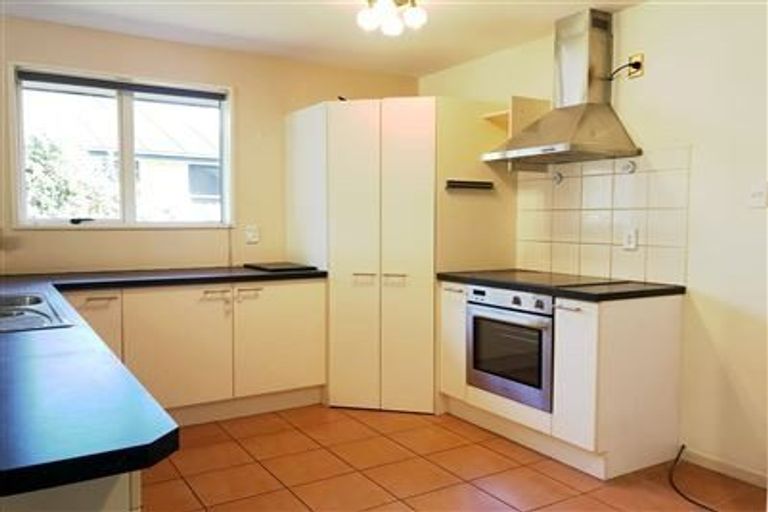 Photo of property in 39 Chesterfield Mews, Russley, Christchurch, 8042